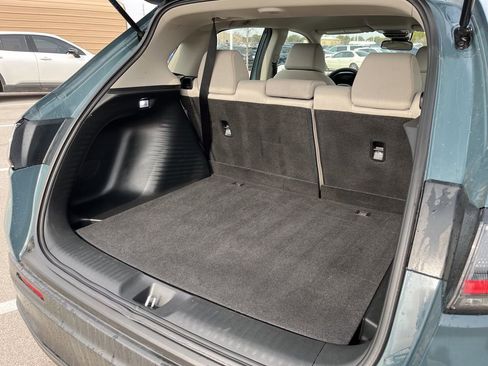 Certified 2025 Honda HR-V LX image 9