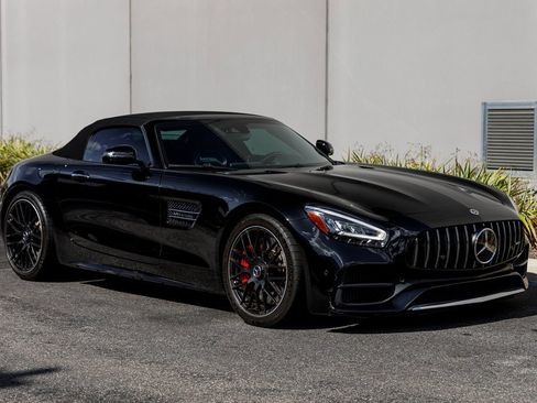Used 2020 Mercedes-Benz AMG GT C image 7