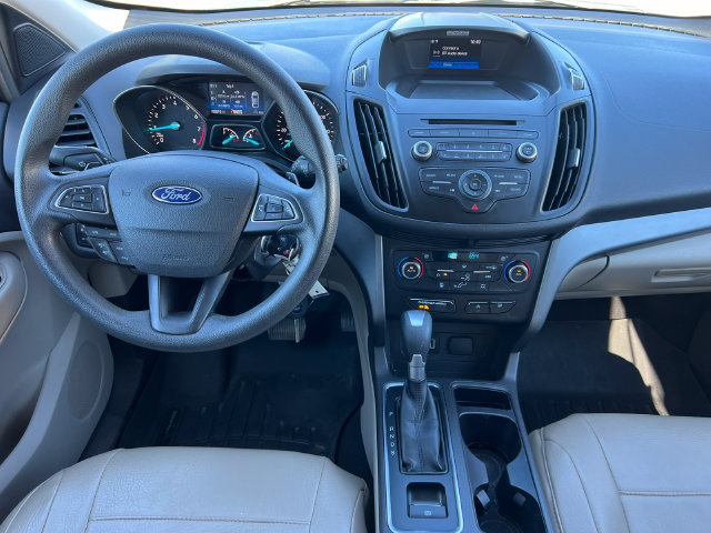 Used 2017 Ford Escape SE AWD/4WD image 3