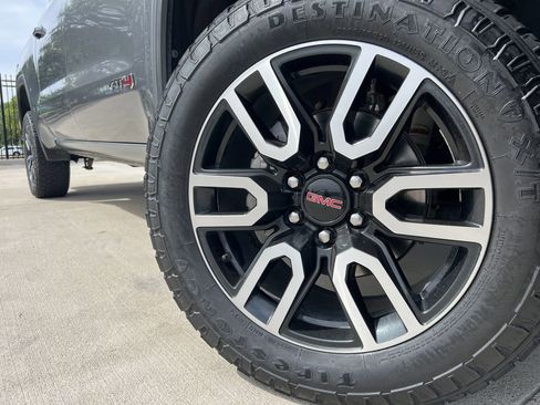 Used 2021 GMC Sierra 1500 AT4 image 8