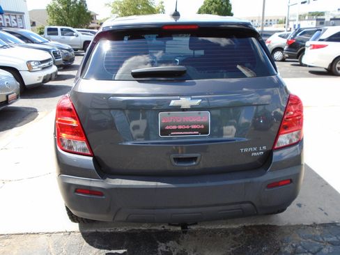 Used 2016 Chevrolet Trax LS AWD/4WD image 3
