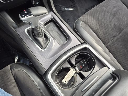 Used 2016 Dodge Charger R/T RWD image 26