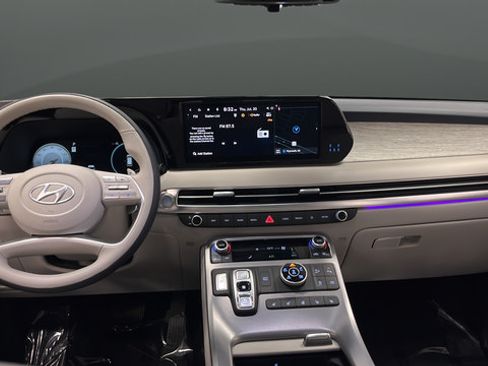 Used 2025 Hyundai Palisade Calligraphy AWD/4WD image 11
