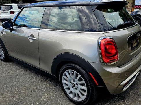 Used 2017 MINI Cooper S FWD image 7