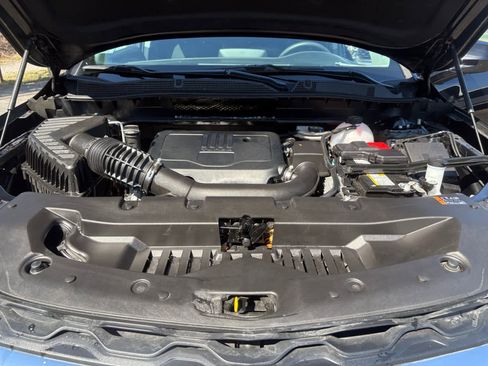Used 2025 Chevrolet Blazer LT AWD/4WD image 18