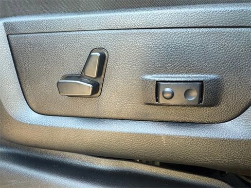 Used 2024 RAM 2500 Big Horn w/ Bed Utility Group image 54