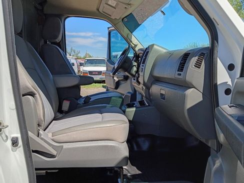 Used 2020 Nissan NV 1500 SV RWD image 16