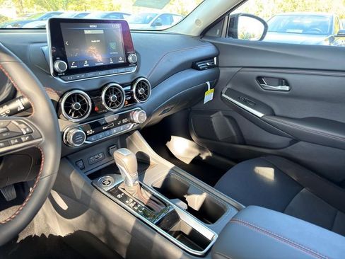 New 2025 Nissan Sentra SR image 23