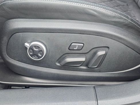 Used 2023 Audi S4 Premium Plus w/ Premium Plus Package image 39