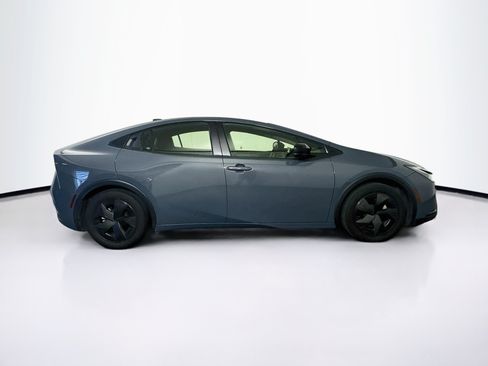 Used 2024 Toyota Prius LE FWD image 10