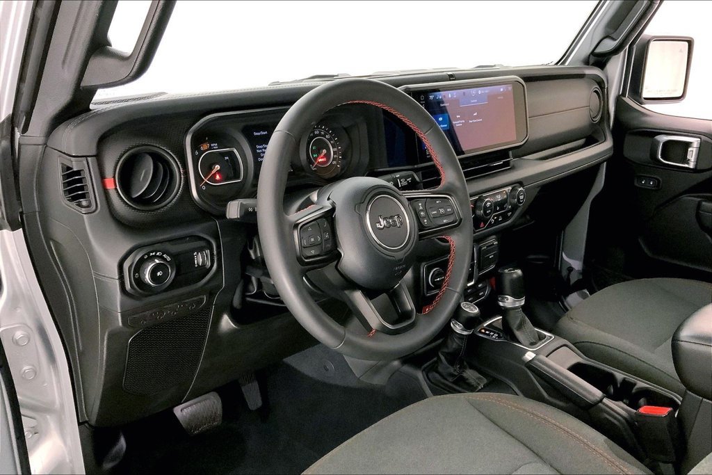 Used 2024 Jeep Wrangler Unlimited Rubicon w/ Technology Group AWD/4WD image 20