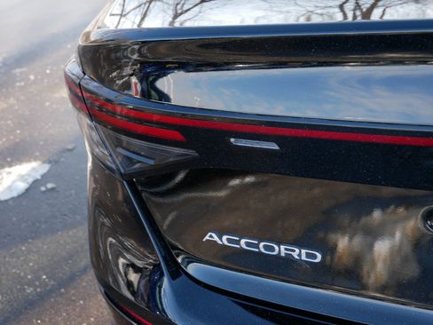 Certified 2025 Honda Accord LX image 17