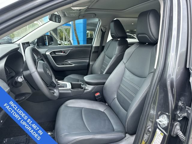 Used 2024 Toyota RAV4 XLE Premium FWD image 30