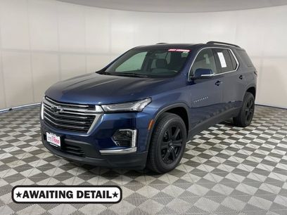 Used 2022 Chevrolet Traverse LT