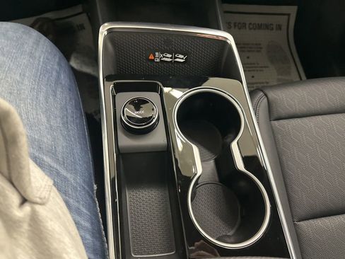 New 2026 Chevrolet Equinox LT w/ Convenience Package II image 41