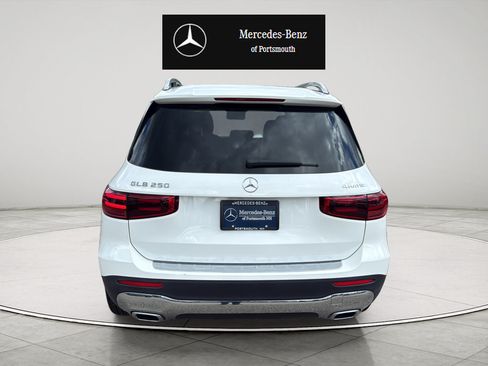Certified 2026 Mercedes-Benz GLB 250 4MATIC image 4