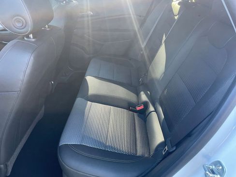 Used 2025 Chevrolet Trax LT image 22