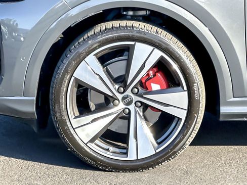 New 2025 Audi SQ5 Premium Plus image 25