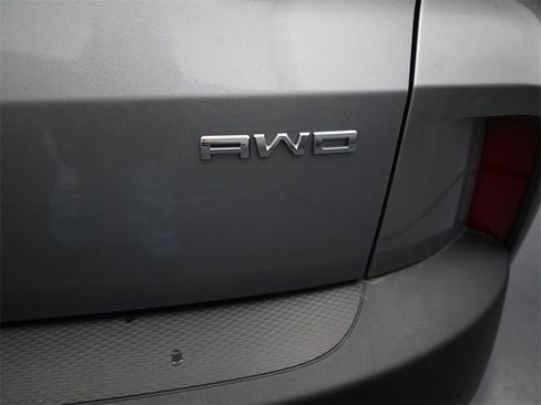 Used 2022 Ford Escape SEL image 11