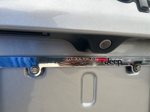 Certified 2019 Jeep Compass Altitude image 21