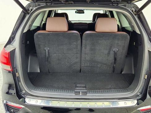 Used 2020 Kia Sorento SX image 23