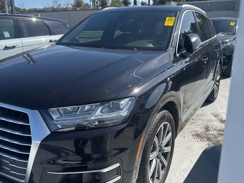 Used 2019 Audi Q7 3.0T Premium Plus w/ Premium Plus Package image 2