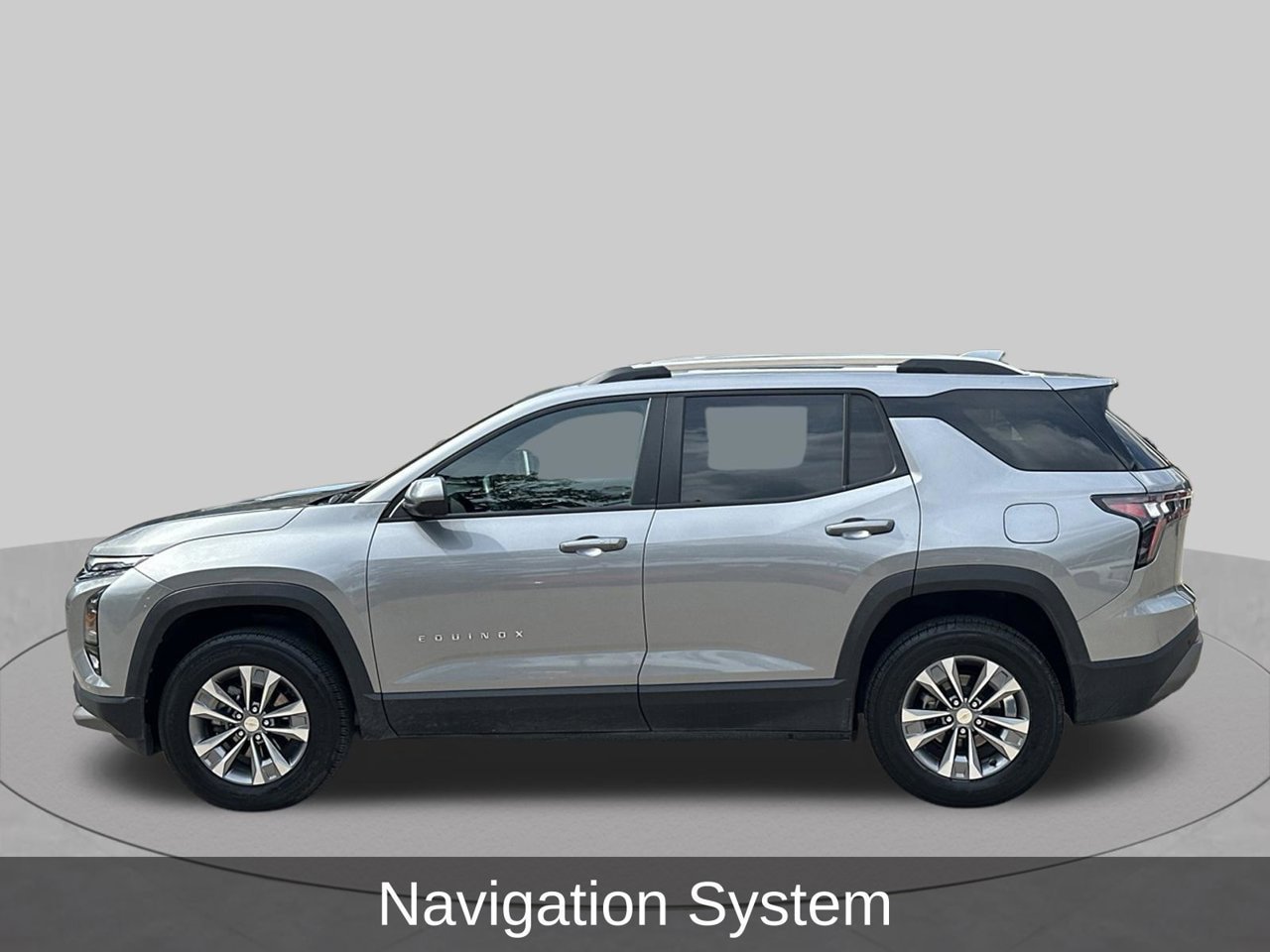 Used 2025 Chevrolet Equinox LT w/ Convenience Package II FWD image 2