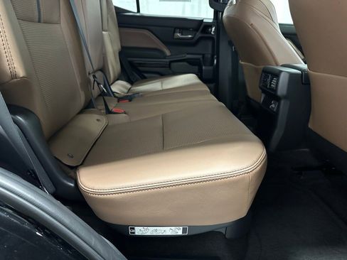 Used 2025 Toyota 4Runner Limited image 52