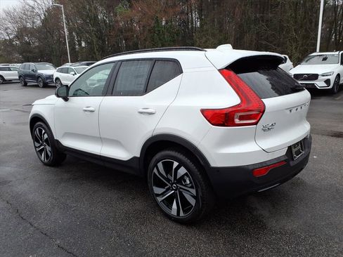 New 2026 Volvo XC40 B5 Ultra w/ Protection Package Premier image 7