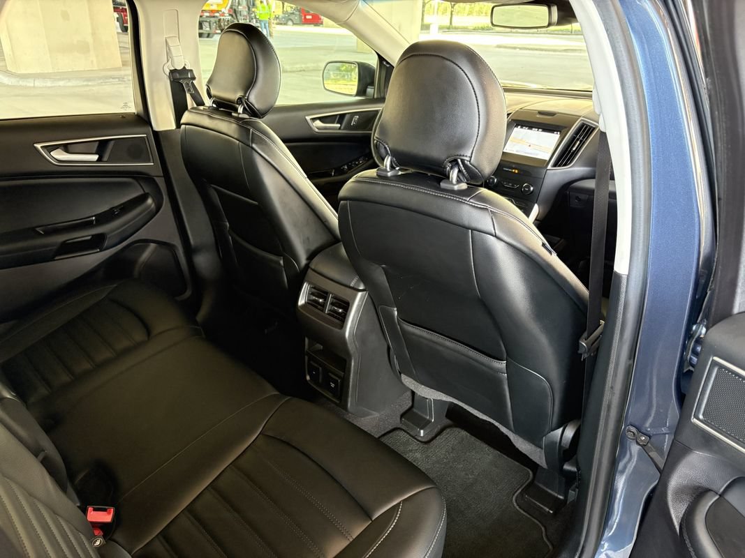 Used 2019 Ford Edge SEL w/ Equipment Group 201A FWD image 31