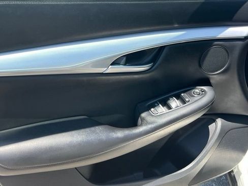 Used 2021 INFINITI QX50 Luxe FWD image 10