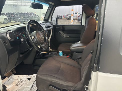 Used 2013 Jeep Wrangler Sport image 11