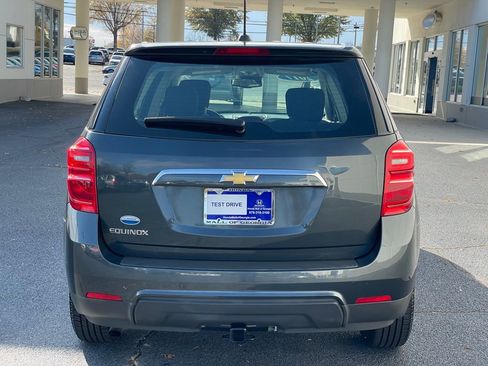Used 2017 Chevrolet Equinox LS image 5