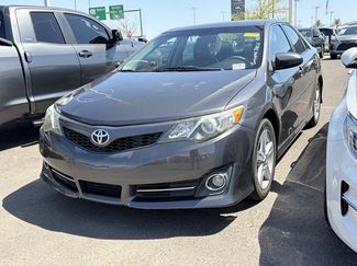 Used 2014 Toyota Camry SE FWD video 1