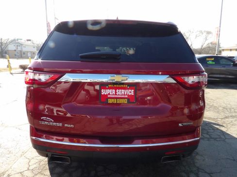 Used 2018 Chevrolet Traverse Premier image 4