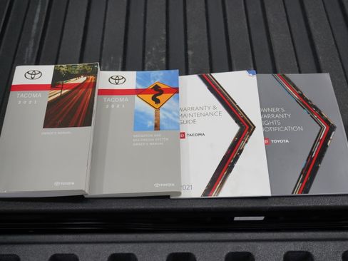 Used 2021 Toyota Tacoma SR5 image 21