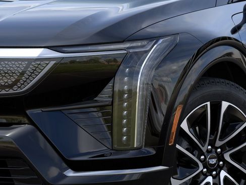 New 2026 Cadillac Optiq Sport 2 RWD image 10