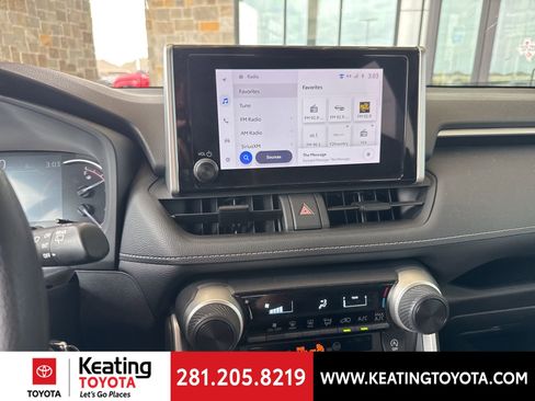 Used 2024 Toyota RAV4 LE image 19