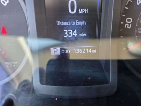 Used 2020 Toyota Tacoma SR w/ SX Package image 27