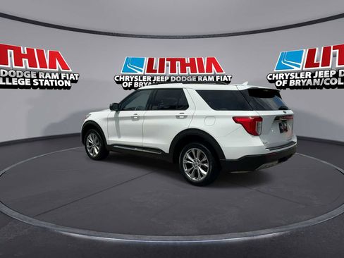 Used 2020 Ford Explorer XLT w/ Equipment Group 202A AWD/4WD image 6