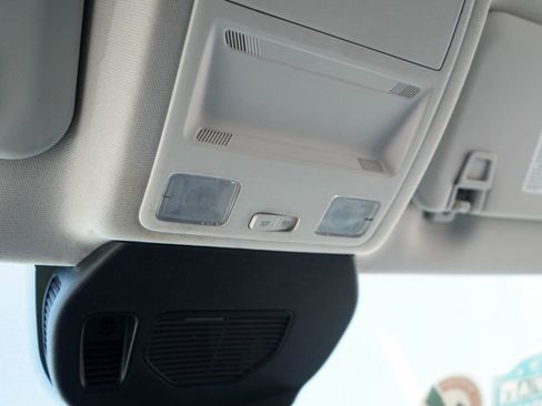 Used 2021 Ford Escape SE w/ Convenience Package FWD image 11