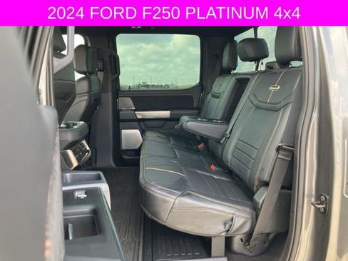 Used 2024 Ford F250 Platinum w/ FX4 Off-Road Package image 18