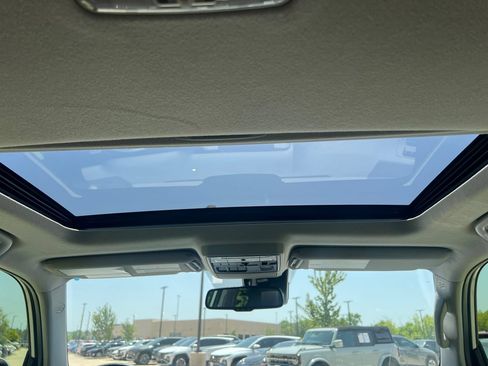 Used 2020 Toyota 4Runner Limited RWD image 23