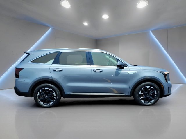 Used 2025 Kia Sorento S FWD image 23