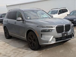 Used 2023 BMW X7 xDrive40i w/ Premium Package video 3