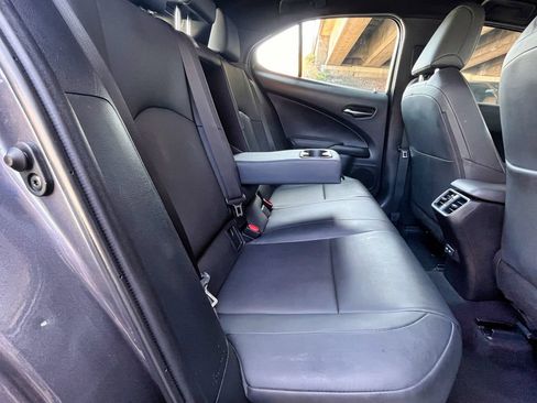 Used 2023 Lexus UX 250h AWD w/ Premium Package image 46