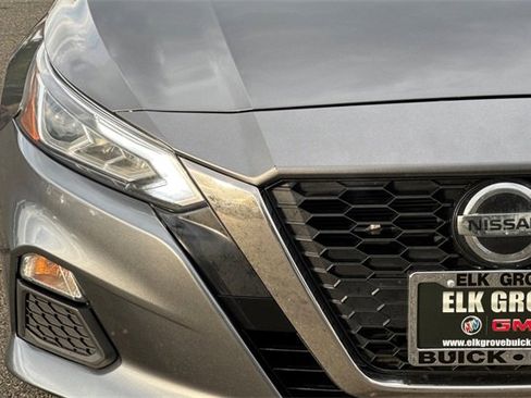 Used 2022 Nissan Altima 2.5 SR image 44