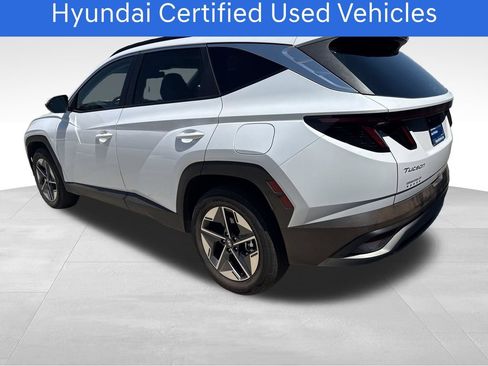 Certified 2025 Hyundai Tucson SEL AWD/4WD image 3