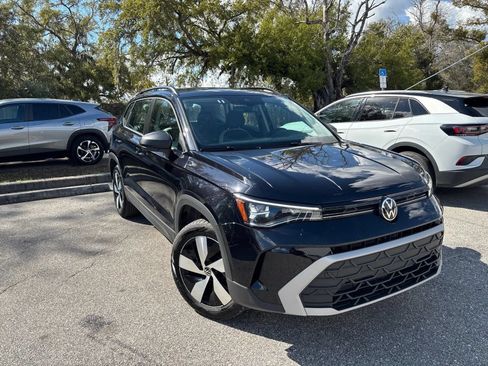 Used 2025 Volkswagen Taos S AWD/4WD image 4