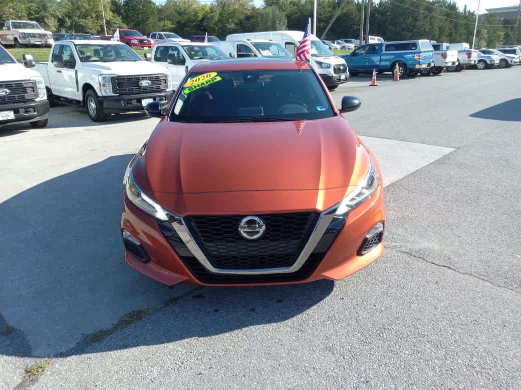 Used 2020 Nissan Altima 2.5 SR w/ Premium Package AWD/4WD image 2